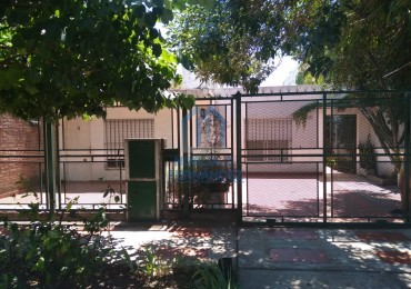 Departamento 2 ambientes con cochera.