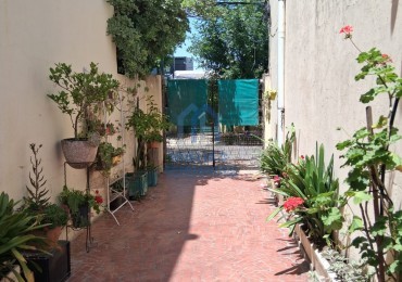 Casa y Depto contrafrente