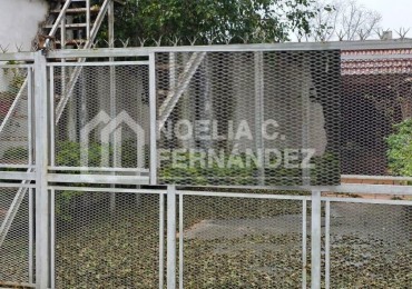 Casa con Local.